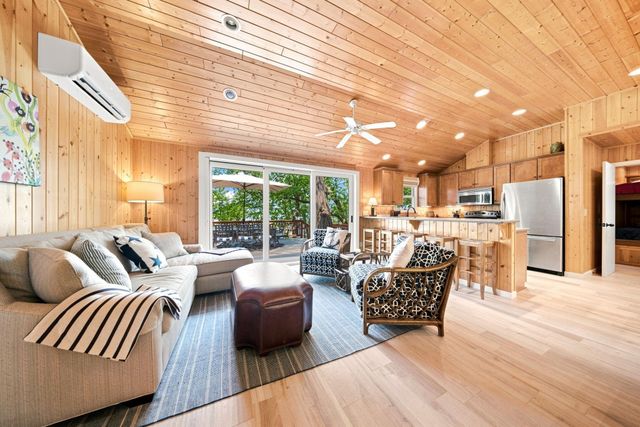 186 Cove Court, Hudson, WI 54016