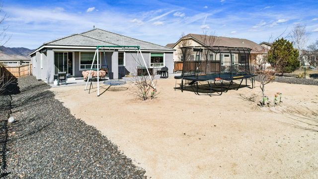 531 Stonehaven Court, Dayton, NV 89403