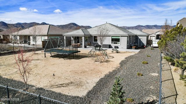 531 Stonehaven Court, Dayton, NV 89403