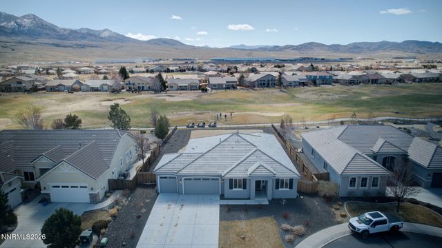 531 Stonehaven Court, Dayton, NV 89403