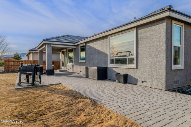 531 Stonehaven Court, Dayton, NV 89403