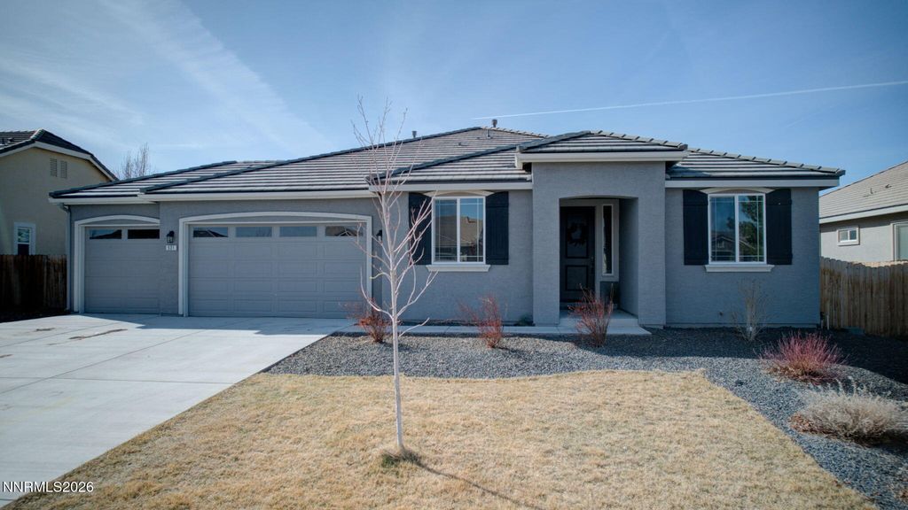531 Stonehaven Court, Dayton, NV 89403