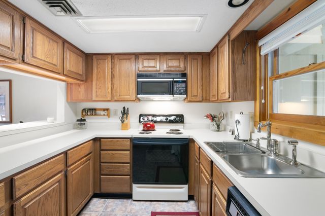 3 C Newfane Circle, Dover, VT 05356