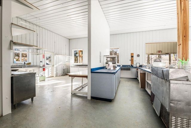 1447 KY-1228, East Bernstadt, KY 40729