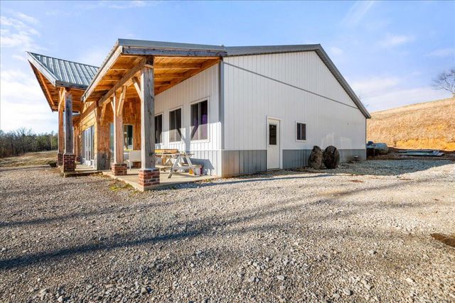 1447 KY-1228, East Bernstadt, KY 40729