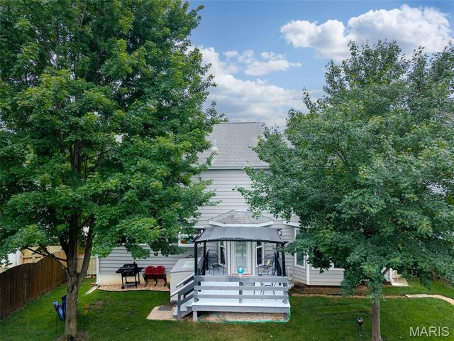231 Oakbriar Farm Drive, Ballwin, MO 63021