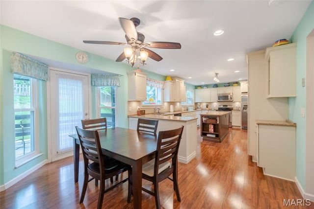 231 Oakbriar Farm Drive, Ballwin, MO 63021