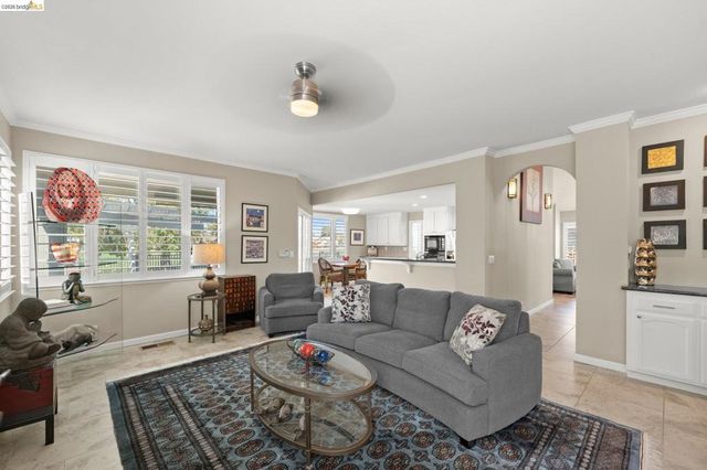 2216 Colonial Ct, Discovery Bay, CA 94505