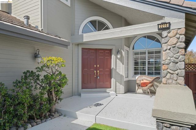 2216 Colonial Ct, Discovery Bay, CA 94505