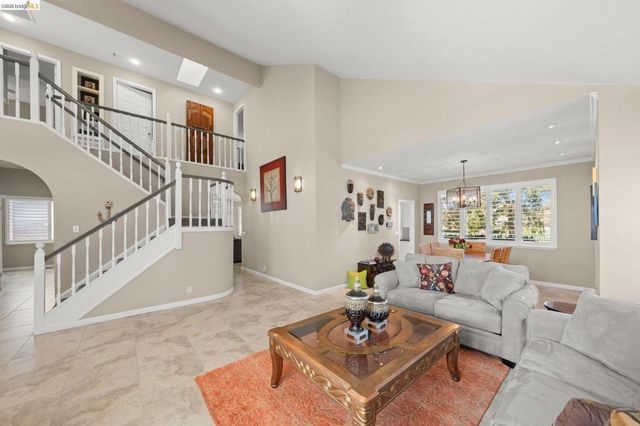 2216 Colonial Ct, Discovery Bay, CA 94505
