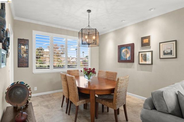 2216 Colonial Ct, Discovery Bay, CA 94505
