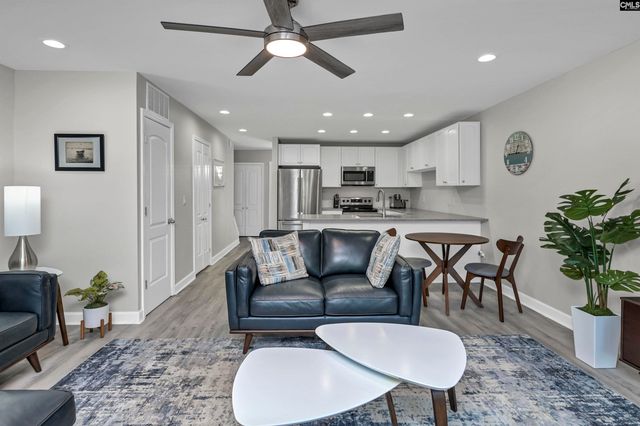 301 Harbor Heights Drive 6D, Lexington, SC 29072