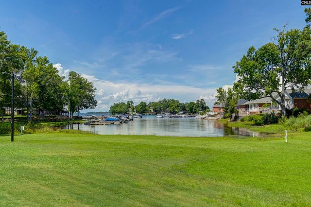 301 Harbor Heights Drive 6D, Lexington, SC 29072