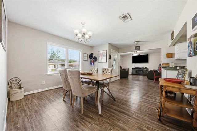 1103 James Street, Deer Park, TX 77536