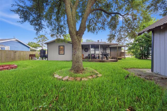 1103 James Street, Deer Park, TX 77536