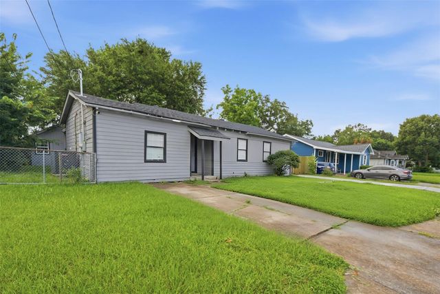 1103 James Street, Deer Park, TX 77536