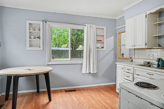 4026 Rivington Street, Kalamazoo, MI 49008