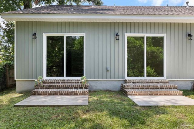 308 N E St, Pensacola, FL 32501