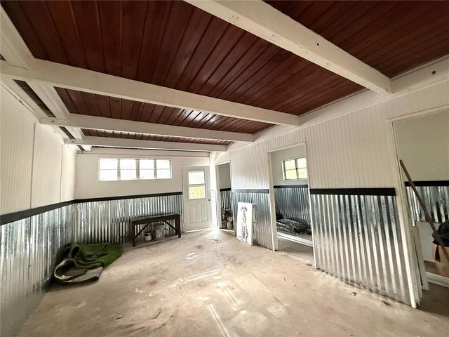 7208 N OLA AVENUE, Tampa, FL 33604