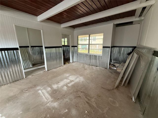 7208 N OLA AVENUE, Tampa, FL 33604