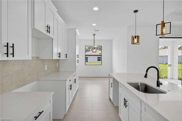 538 Paloma AVE, Lehigh Acres, FL 33974