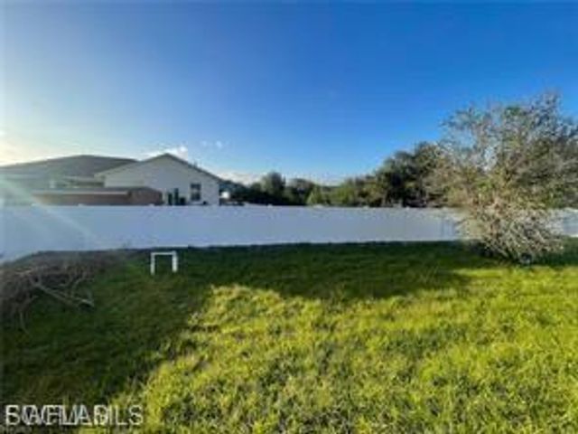538 Paloma AVE, Lehigh Acres, FL 33974