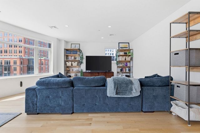 425 Boylston Street 601, Boston, MA 02116