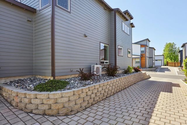 1250 29th Street, Hood River, OR 97031