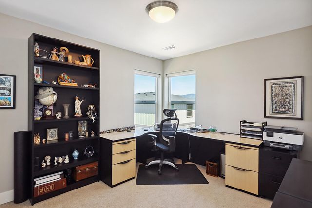 1250 29th Street, Hood River, OR 97031