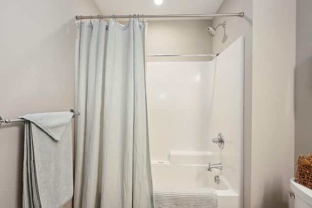 1250 29th Street, Hood River, OR 97031