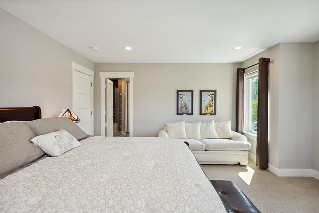 1250 29th Street, Hood River, OR 97031