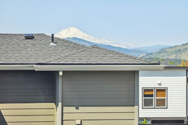 1250 29th Street, Hood River, OR 97031