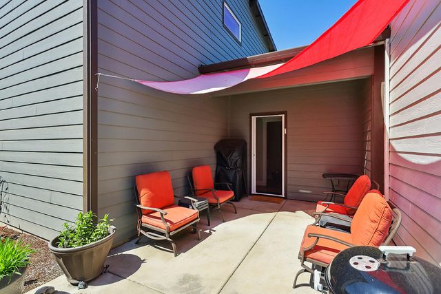 1250 29th Street, Hood River, OR 97031