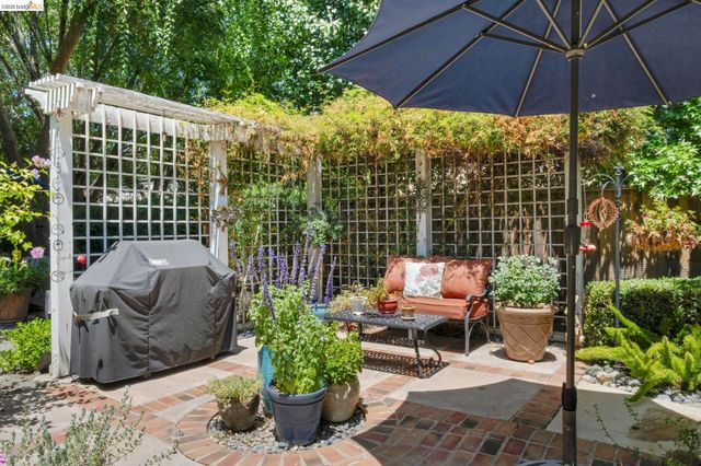 4247 Christopher Michael Ct, Tracy, CA 95377