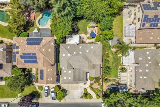 4247 Christopher Michael Ct, Tracy, CA 95377