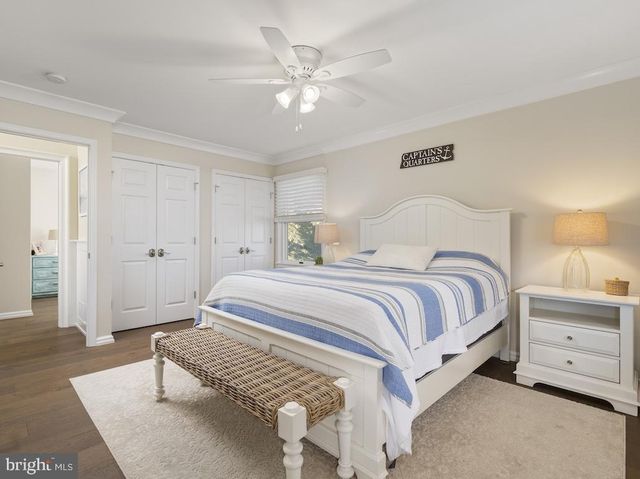 3 W 18TH ST, Barnegat Light, NJ 08006