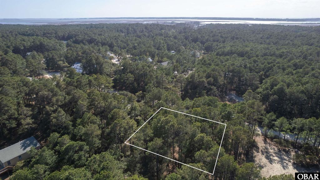 Image 11 of property listing at 2363 Swan Island Road Lot #19, Corolla, NC 27927
