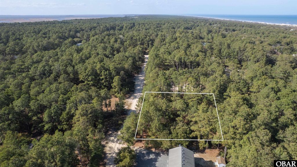 Image 10 of property listing at 2363 Swan Island Road Lot #19, Corolla, NC 27927