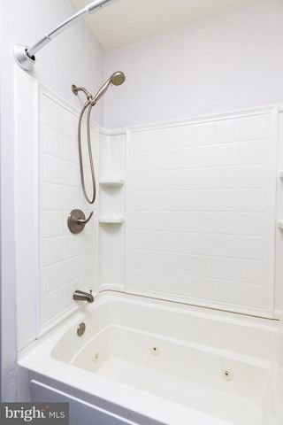 821 S EATON ST, Baltimore, MD 21224