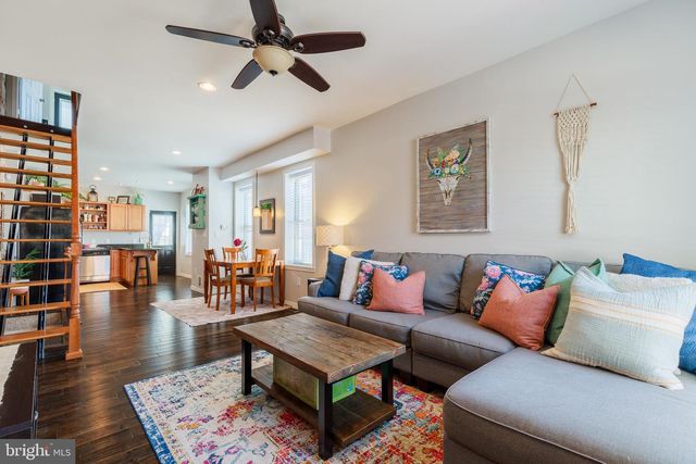 821 S EATON ST, Baltimore, MD 21224