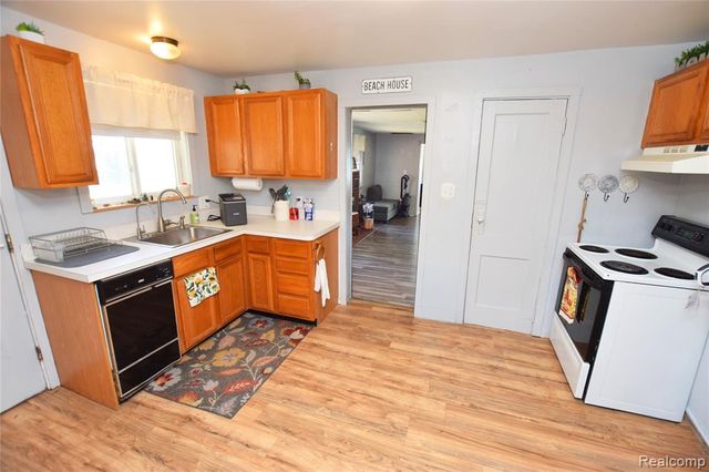 4181 Minnetonka Drive, Linden, MI 48451