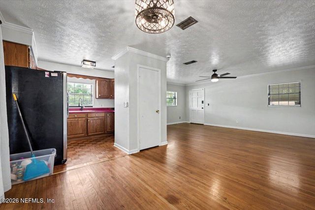 7835 FALCON Street, Jacksonville, FL 32244