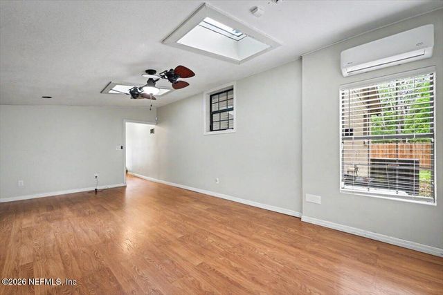 7835 FALCON Street, Jacksonville, FL 32244