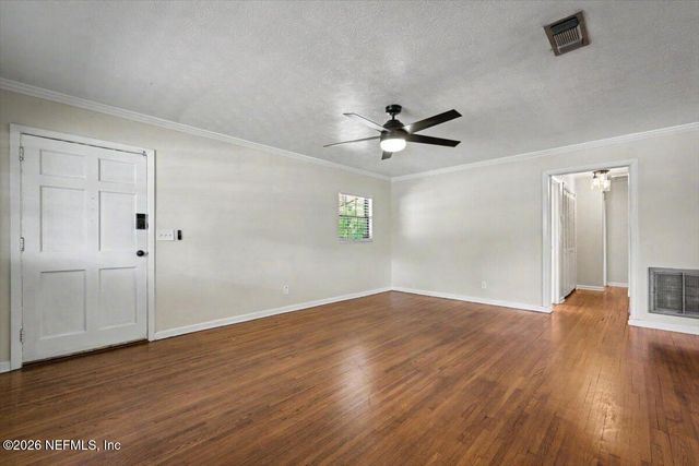 7835 FALCON Street, Jacksonville, FL 32244