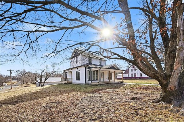 401 S Clay Street, Gallatin, MO 64640