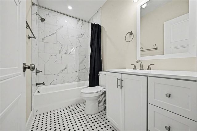 401 S Clay Street, Gallatin, MO 64640