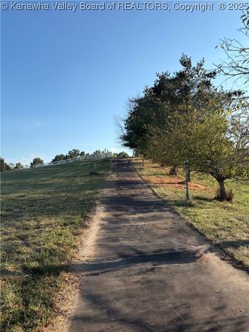 625 Otterbein Lane, Ripley, WV 25241