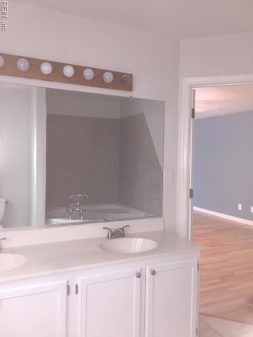 102 Blacksmith ARCH, Yorktown, VA 23693