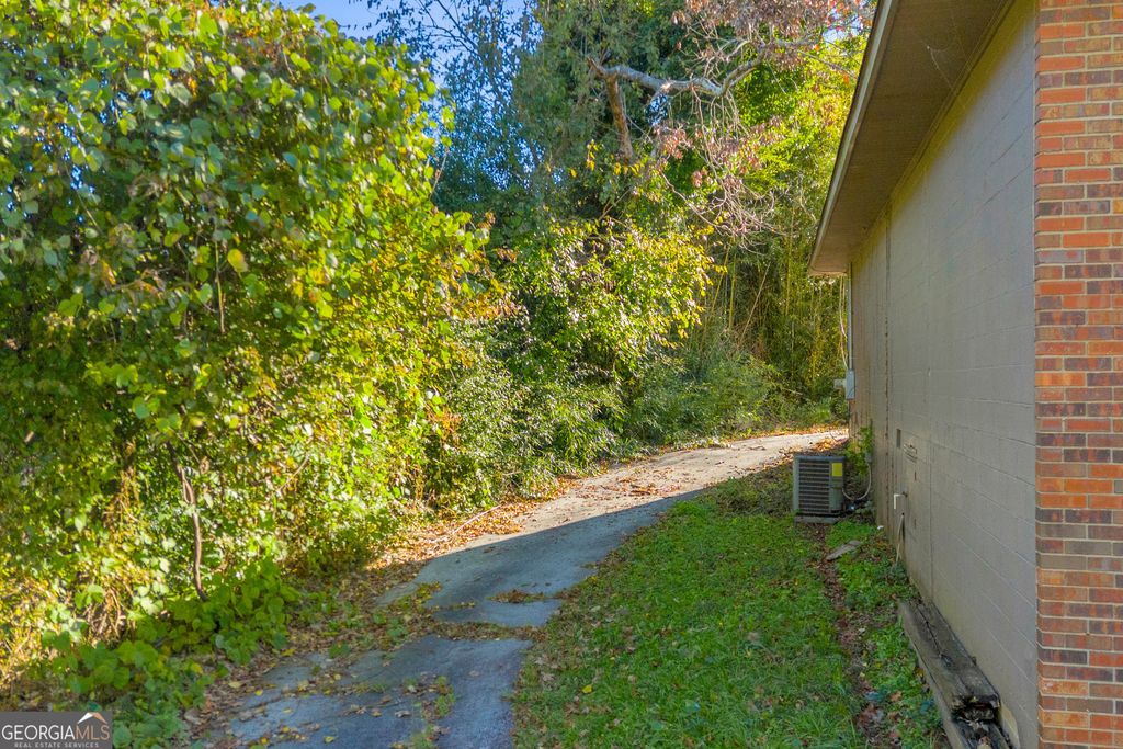 119 Main Street, Mount Airy, GA 30563 — photo 4