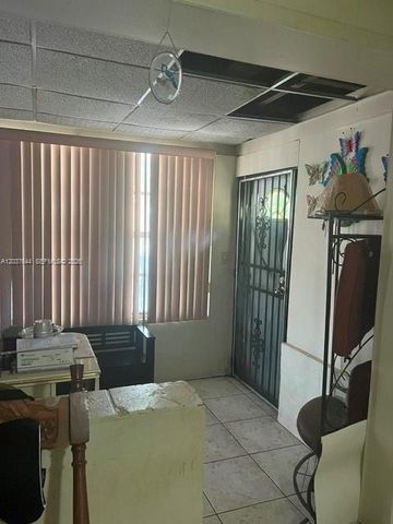 3100 NW 162nd St, Miami Gardens, FL 33054